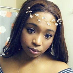 Meet your Posher, Camille